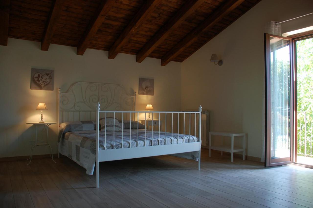 Casa Farlazzo Bed & Breakfast Zafferana Etnea Bagian luar foto